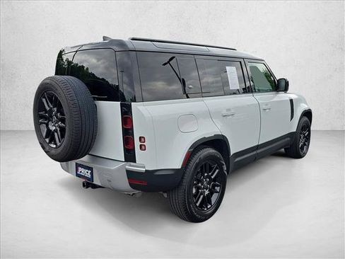 Used 2024 Land Rover Defender 110 S AWD/4WD image 5