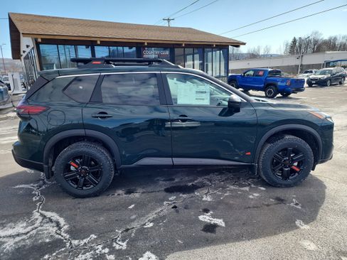 New 2026 Nissan Rogue SV w/ Rock Creek Premium Package image 9