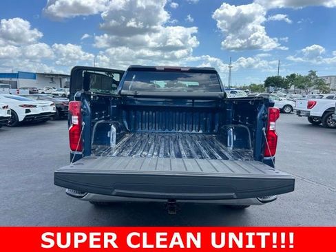 Used 2023 Chevrolet Silverado 1500 LT image 16