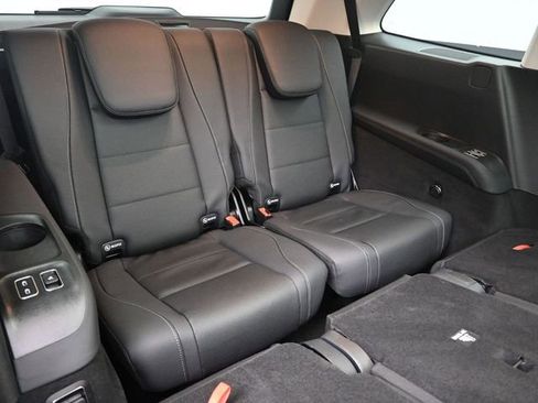 Used 2026 Mercedes-Benz GLS 450 4MATIC image 29