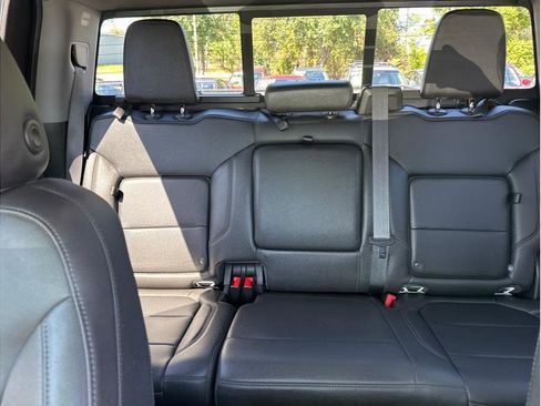 Used 2022 Chevrolet Silverado 1500 LTZ AWD/4WD image 21
