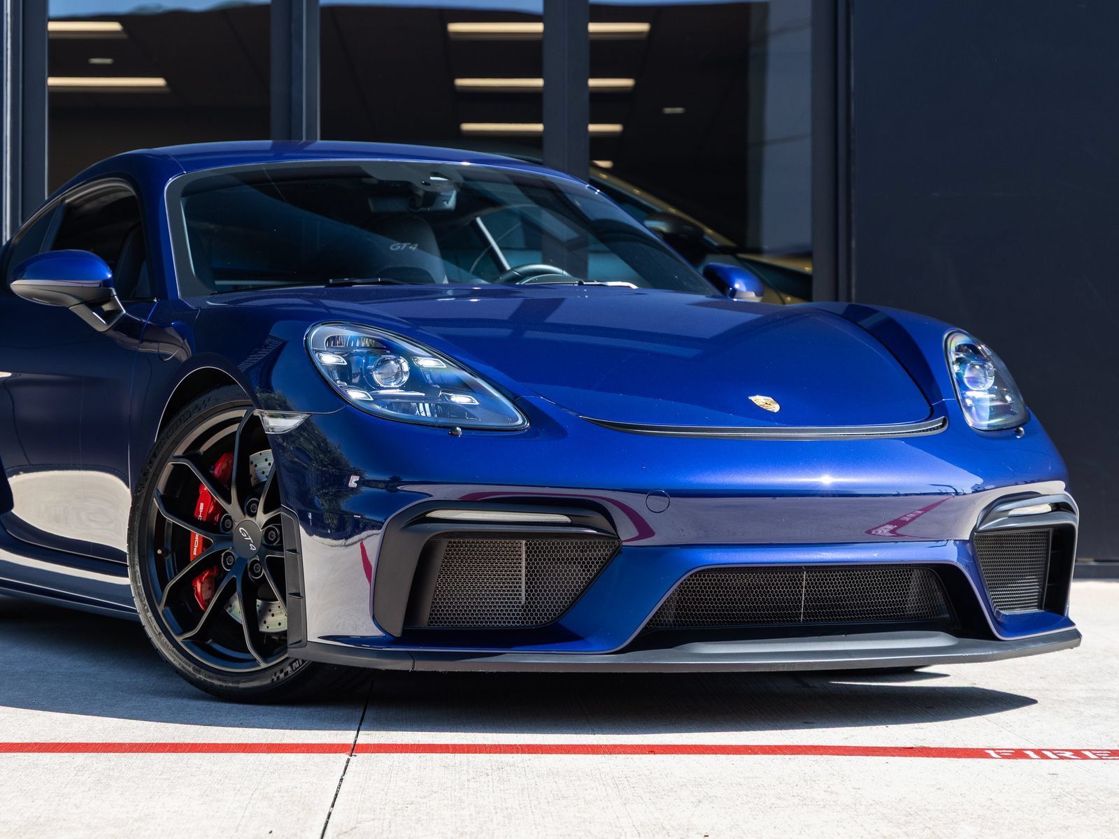 Certified 2020 Porsche 718 Cayman GT4 RWD image 10