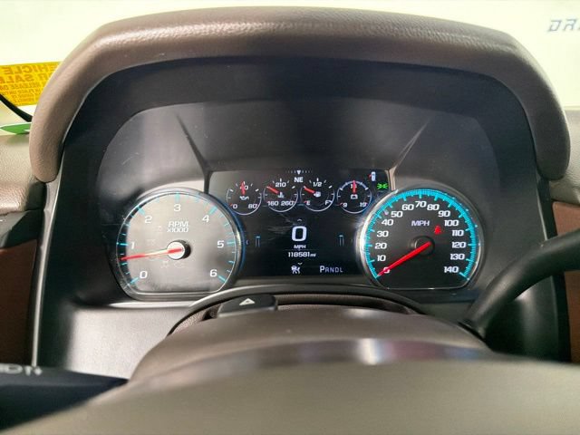 Used 2018 Chevrolet Suburban Premier AWD/4WD image 19