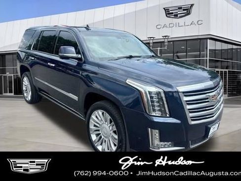 Used 2020 Cadillac Escalade Platinum AWD/4WD image 1