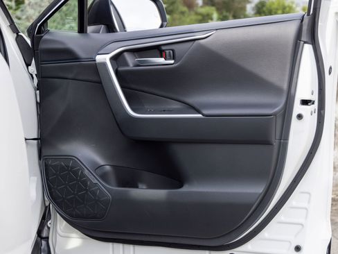 Used 2019 Toyota RAV4 XSE AWD/4WD image 53