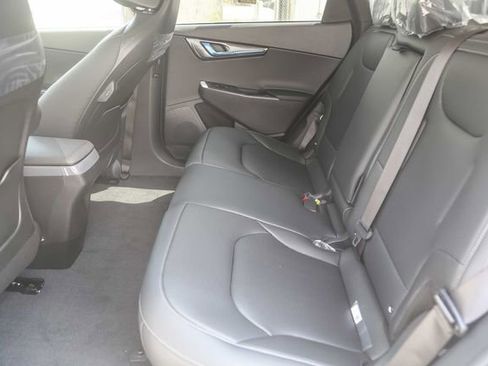 New 2025 Kia EV6 Wind image 11