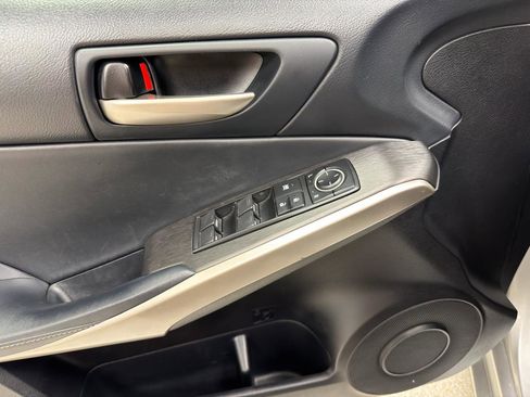 Used 2019 Lexus IS 300 F Sport w/ F Sport Package image 15