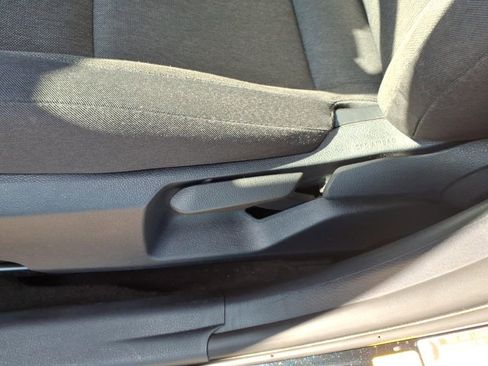 Used 2025 Toyota Camry LE image 15