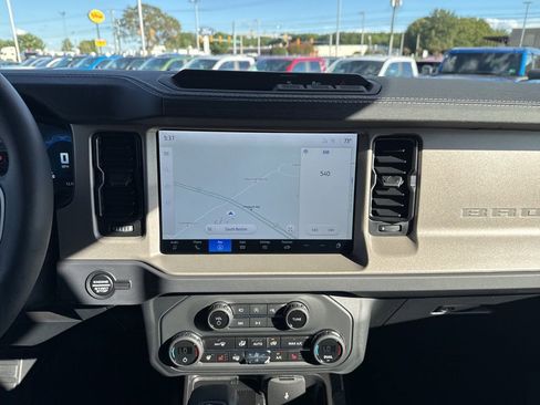 New 2025 Ford Bronco Outer Banks image 28