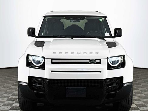 Used 2022 Land Rover Defender 110 AWD/4WD image 2