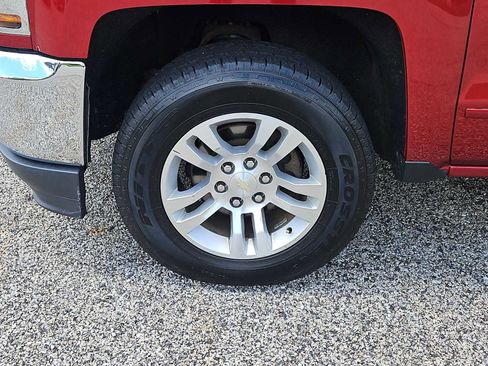 Used 2018 Chevrolet Silverado 1500 LT w/ All Star Edition AWD/4WD image 23