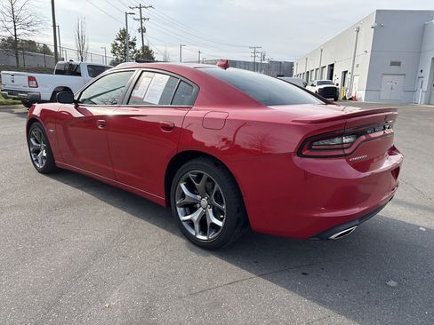 Used 2016 Dodge Charger R/T w/ Navigation & Travel Group image 7