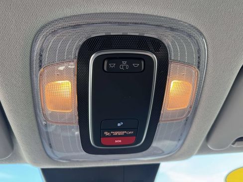 Used 2024 Hyundai Kona SEL AWD/4WD image 34