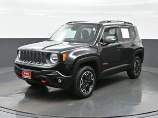 Used 2017 Jeep Renegade Trailhawk video 2