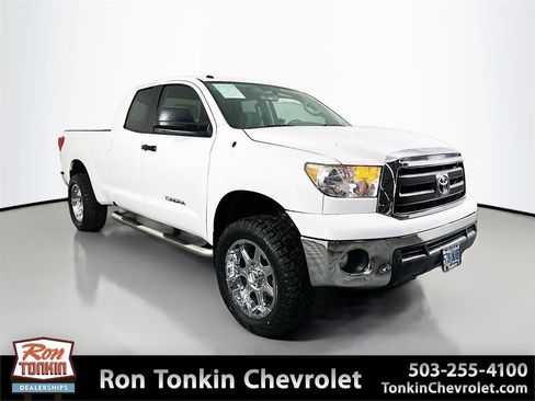 Used 2012 Toyota Tundra 4x4 Double Cab w/ Tow Pkg image 1