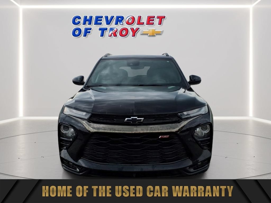 Certified 2022 Chevrolet TrailBlazer RS w/ Sun and Liftgate Package FWD image 2