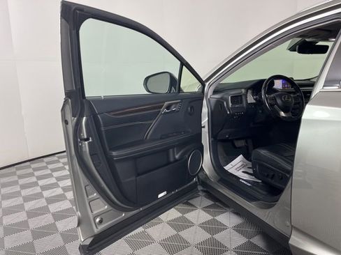 Used 2019 Lexus RX 450hL Luxury image 16
