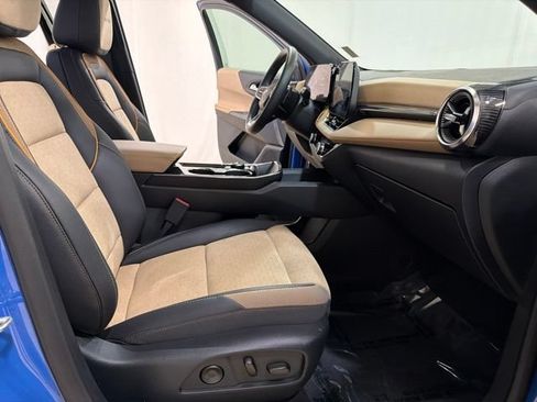 Used 2026 Chevrolet Equinox ACTIV w/ Convenience Package III FWD image 23