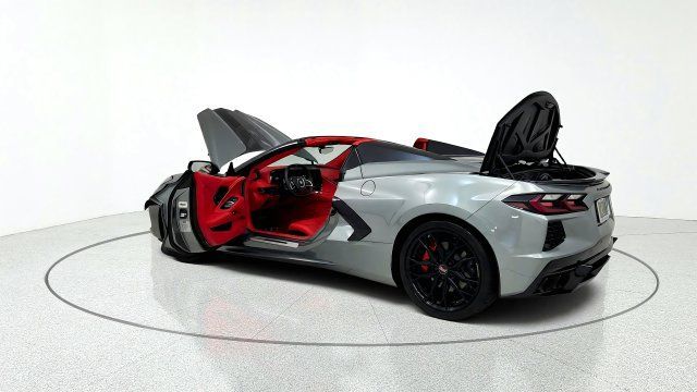 Used 2024 Chevrolet Corvette Stingray Premium Conv RWD image 15