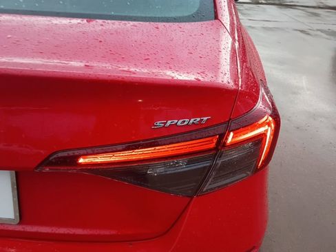 Used 2025 Honda Civic Sport image 11