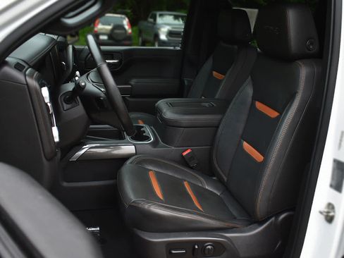 Used 2019 GMC Sierra 1500 AT4 w/ AT4 Premium Package AWD/4WD image 10