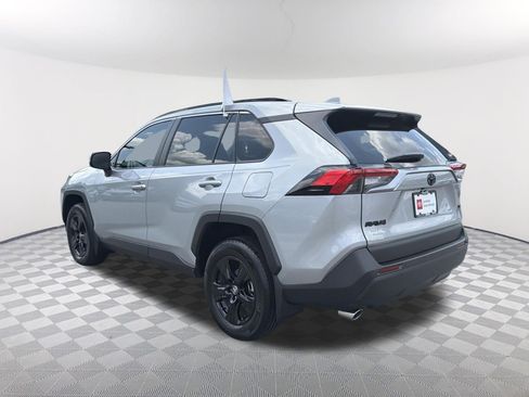Certified 2024 Toyota Venza LE AWD/4WD image 15