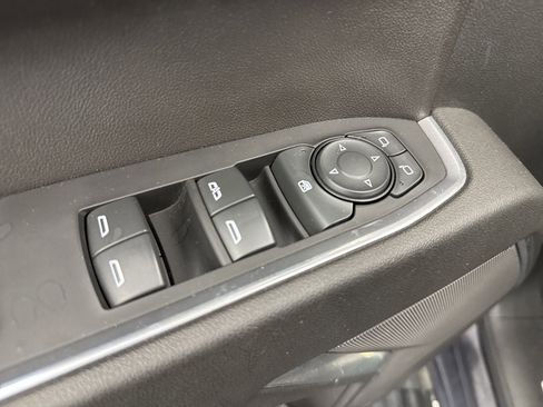 Used 2023 Chevrolet Silverado 1500 RST AWD/4WD image 31