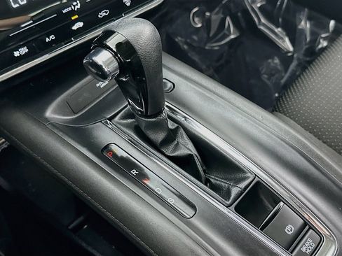 Used 2022 Honda HR-V EX image 16