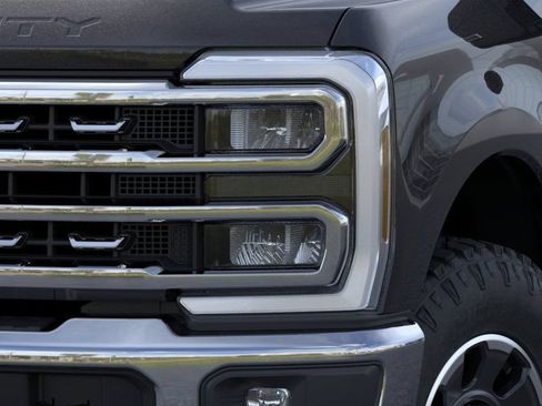 New 2026 Ford F250 XLT w/ XLT Premium Package AWD/4WD image 18