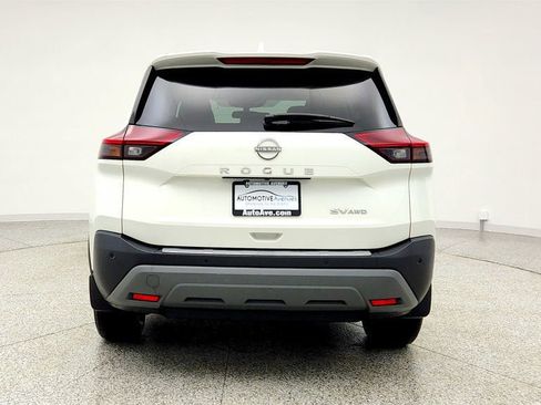 Used 2022 Nissan Rogue SV w/ SV Premium Package image 6