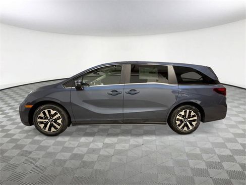 New 2026 Honda Odyssey EX-L image 3