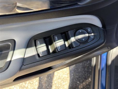 Used 2023 Chevrolet Equinox LT AWD/4WD image 8