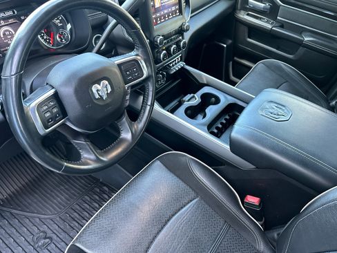 Used 2021 RAM 3500 Laramie AWD/4WD image 11