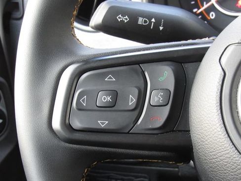 Used 2024 Jeep Wrangler Unlimited Sport AWD/4WD image 22
