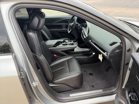 Used 2025 Cadillac Lyriq Sport w/ LPO, Floor Liner Package AWD/4WD image 14
