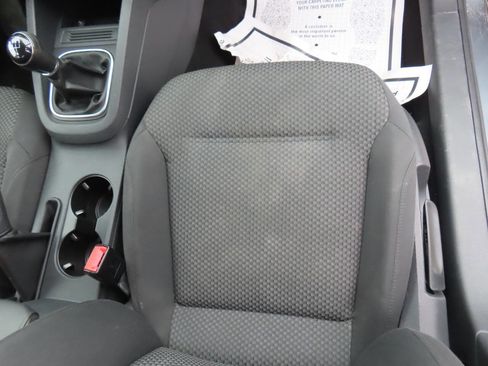 Used 2014 Volkswagen Jetta Sedan image 38