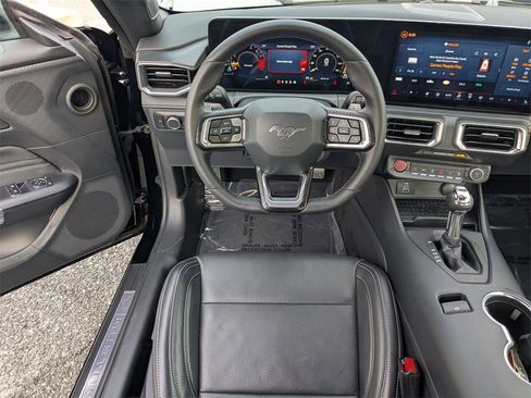 Used 2024 Ford Mustang GT Premium image 14