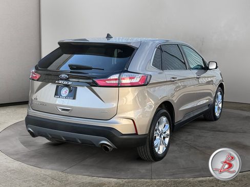 Used 2021 Ford Edge Titanium w/ Cargo Accessory Package AWD/4WD image 7