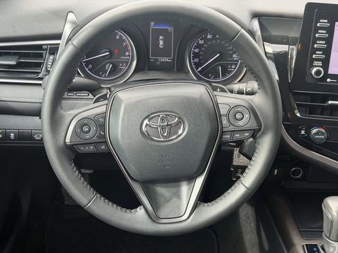 Certified 2023 Toyota Camry SE FWD image 11