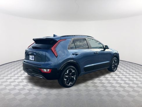 Used 2024 Kia Niro Wind w/ Wind Preserve Package FWD image 5