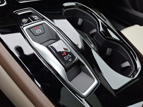 New 2025 Audi A5 2.0T Prestige image 10