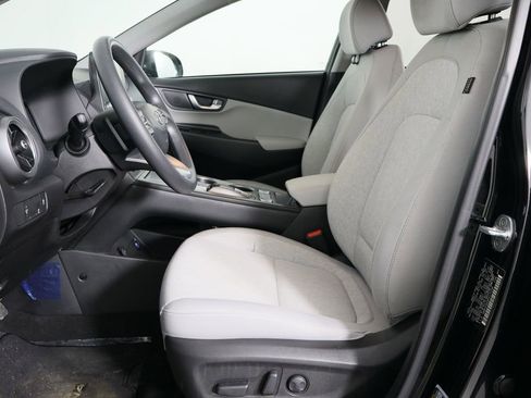 Used 2023 Hyundai Kona SE w/ Cargo Package image 16