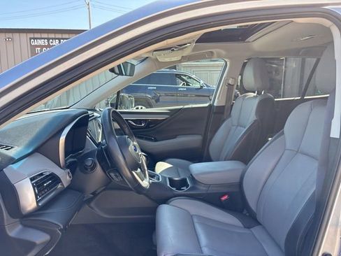 Used 2021 Subaru Outback Limited image 13