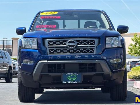 Used 2022 Nissan Frontier SV RWD image 9