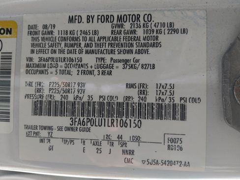 Used 2020 Ford Fusion SE FWD image 33