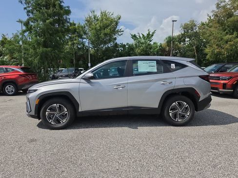 New 2026 Hyundai Tucson Blue SE FWD image 3