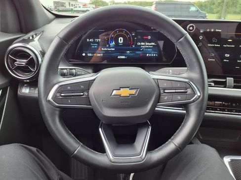 Used 2025 Chevrolet Equinox LT w/ Convenience Package II AWD/4WD image 36