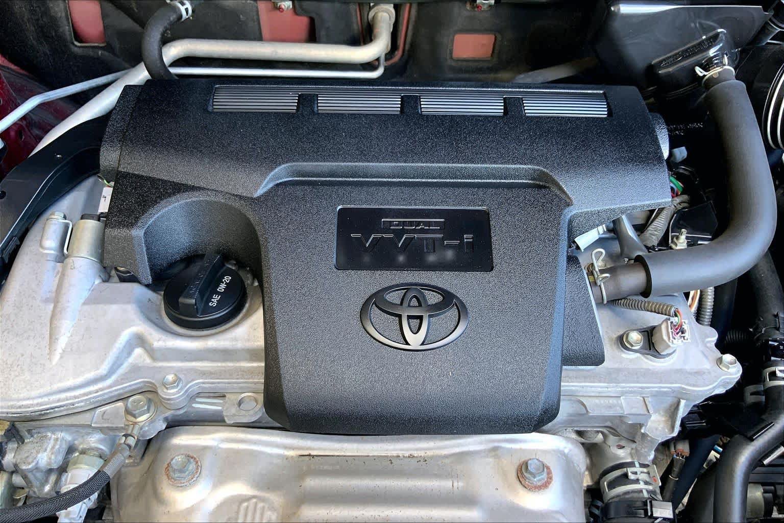 Used 2018 Toyota RAV4 XLE FWD image 32