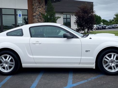 Used 2007 Ford Mustang GT RWD image 11