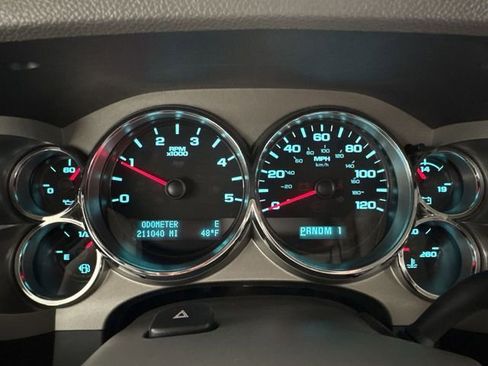 Used 2013 Chevrolet Silverado 2500 LT w/ Interior Plus Package image 32